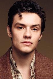 Louis Partridge profile photo